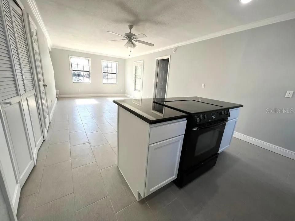 В аренду: $1,850 (3 спален, 2 ванн, 1159 Квадратных фут)