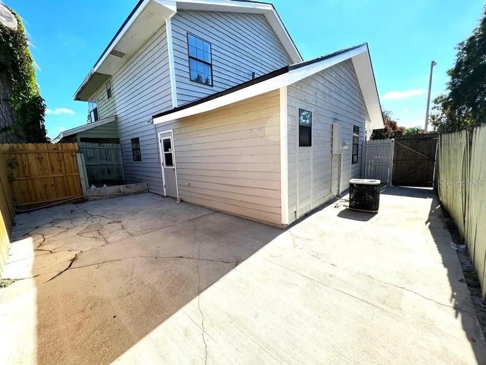 В аренду: $1,850 (3 спален, 2 ванн, 1159 Квадратных фут)