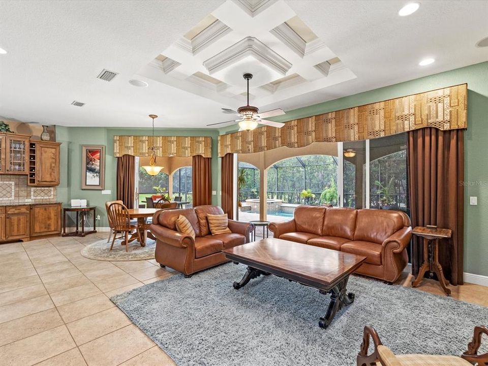 For Sale: $920,000 (4 beds, 3 baths, 3138 Square Feet)