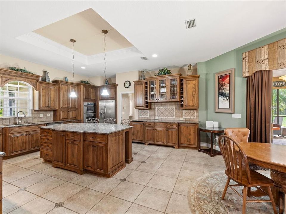 For Sale: $920,000 (4 beds, 3 baths, 3138 Square Feet)