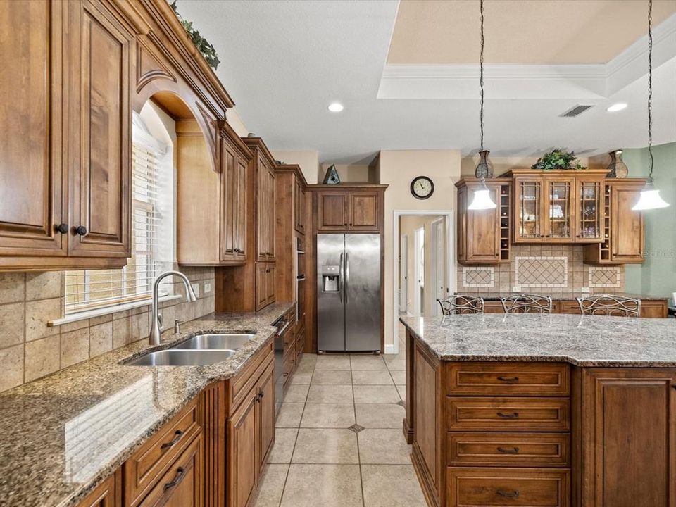 For Sale: $920,000 (4 beds, 3 baths, 3138 Square Feet)
