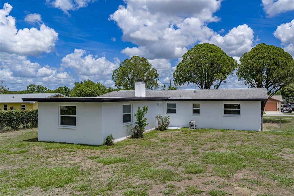 For Sale: $274,900 (3 beds, 2 baths, 1604 Square Feet)