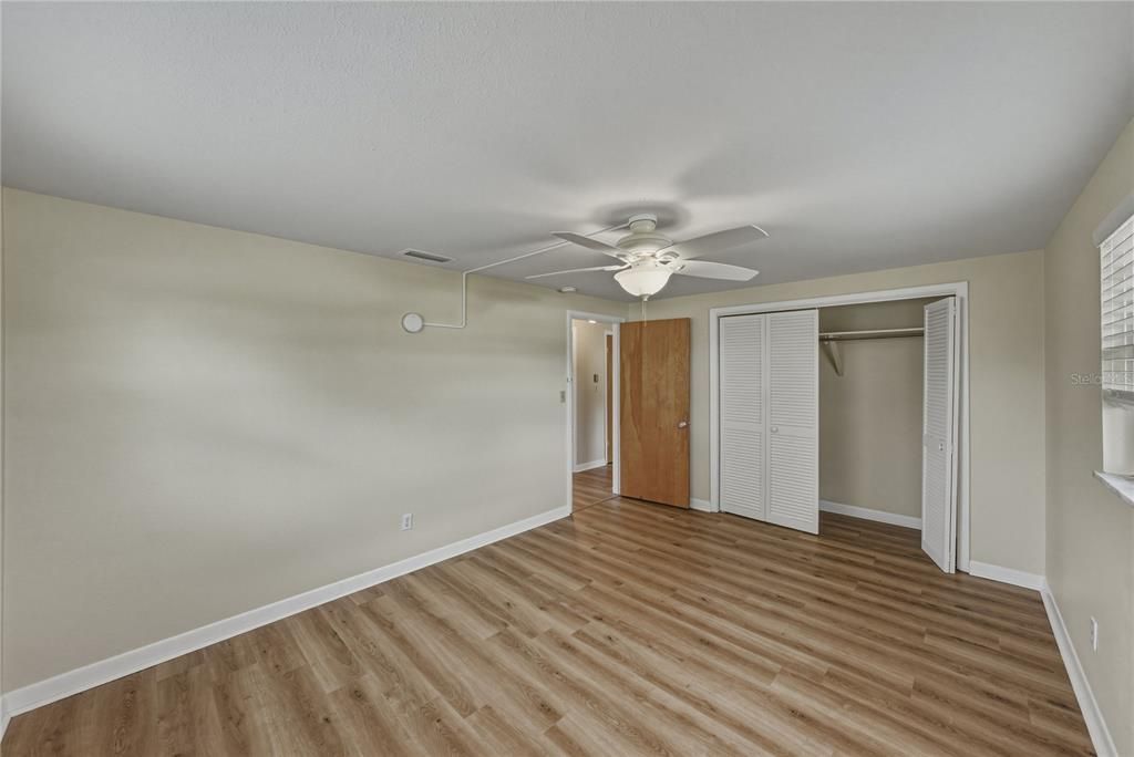 For Sale: $274,900 (3 beds, 2 baths, 1604 Square Feet)