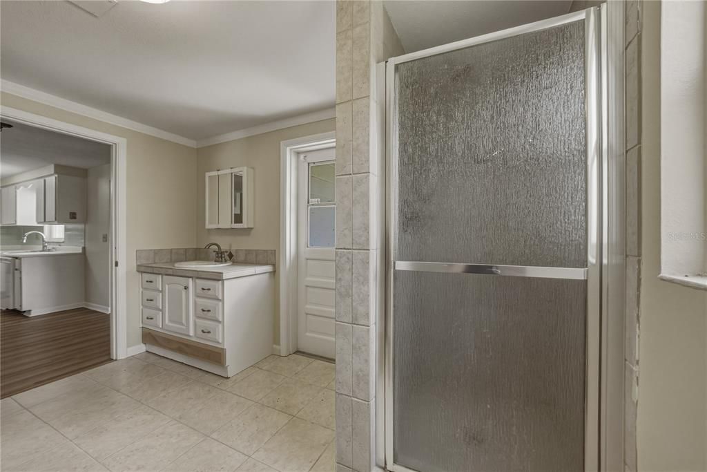 For Sale: $274,900 (3 beds, 2 baths, 1604 Square Feet)