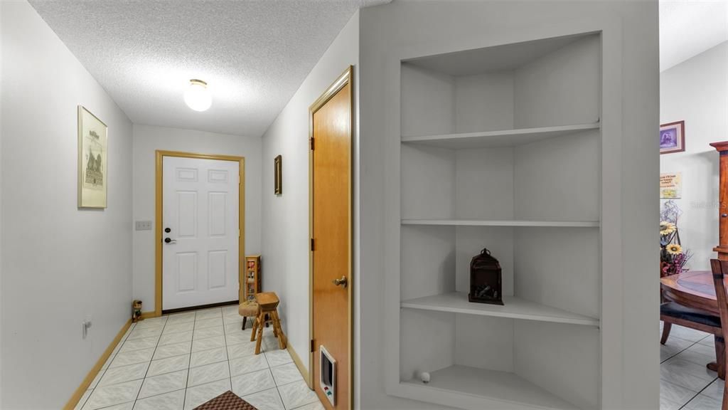 For Sale: $170,000 (2 beds, 2 baths, 1385 Square Feet)