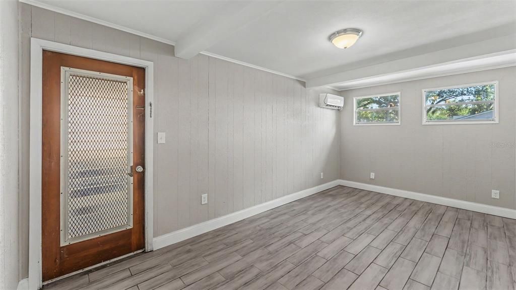 En Venta: $298,000 (4 camas, 1 baños, 1550 Pies cuadrados)