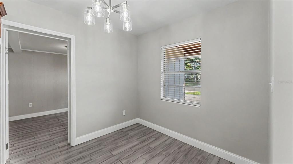 En Venta: $298,000 (4 camas, 1 baños, 1550 Pies cuadrados)
