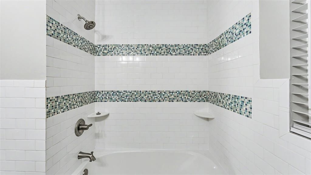 En Venta: $298,000 (4 camas, 1 baños, 1550 Pies cuadrados)