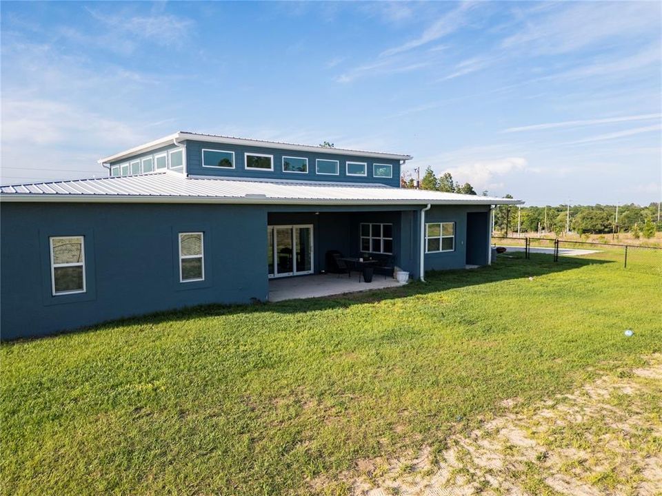 En Venta: $750,000 (3 camas, 3 baños, 3238 Pies cuadrados)