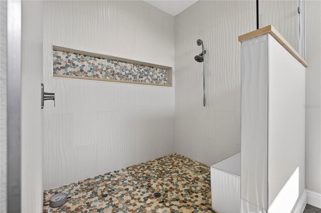 En Venta: $750,000 (3 camas, 3 baños, 3238 Pies cuadrados)