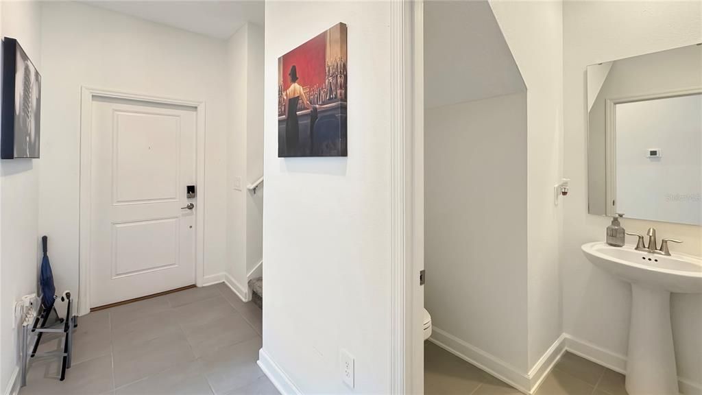 Activo con contrato: $599,000 (5 camas, 3 baños, 3469 Pies cuadrados)