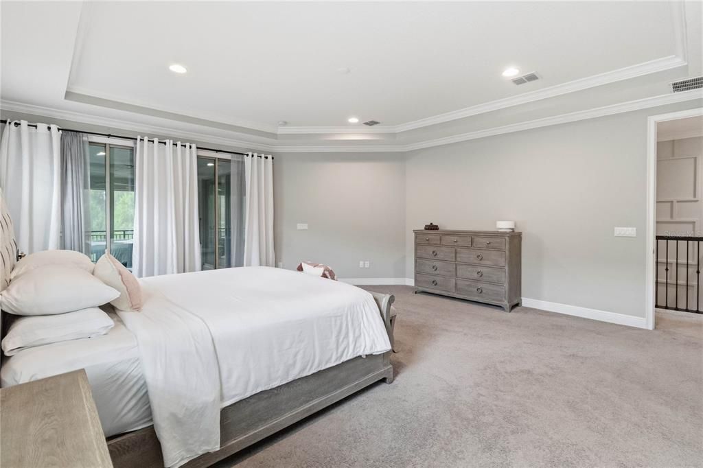 For Sale: $989,990 (4 beds, 4 baths, 3869 Square Feet)