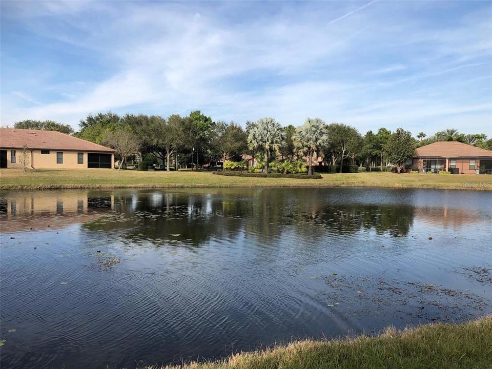 For Rent: $2,200 (3 beds, 2 baths, 1393 Square Feet)