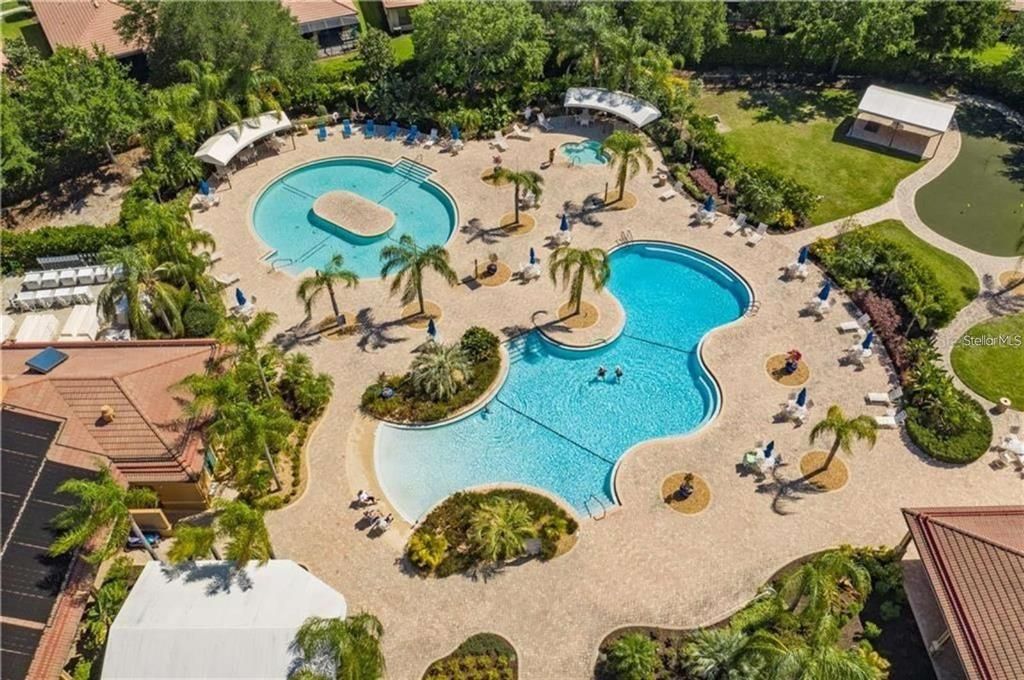 For Rent: $2,200 (3 beds, 2 baths, 1393 Square Feet)