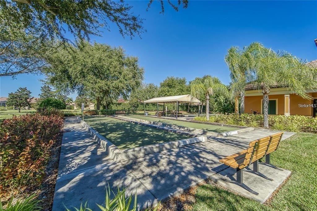 For Rent: $2,200 (3 beds, 2 baths, 1393 Square Feet)