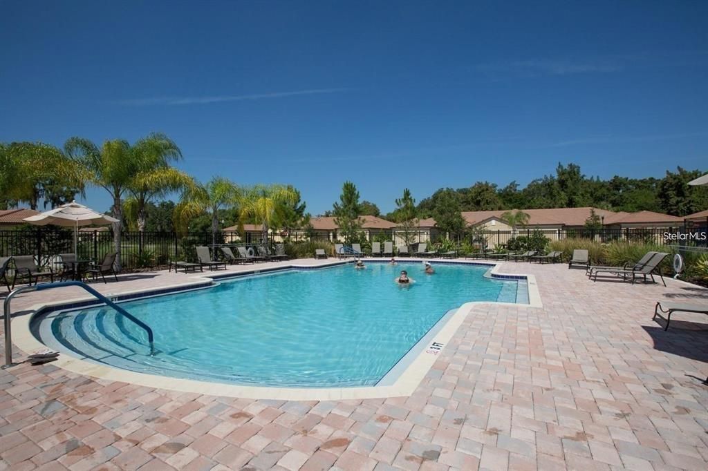 For Rent: $2,200 (3 beds, 2 baths, 1393 Square Feet)