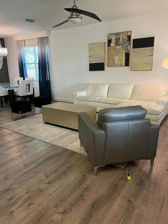 На продажу: $599,000 (4 спален, 2 ванн, 2236 Квадратных фут)