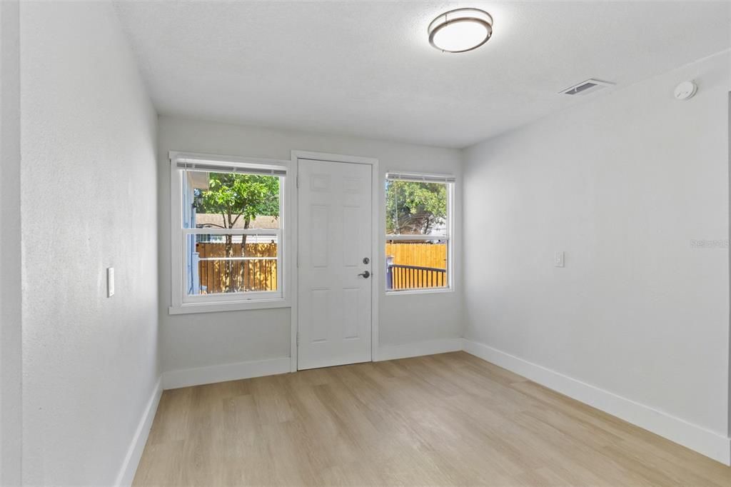 For Sale: $409,900 (3 beds, 2 baths, 1332 Square Feet)