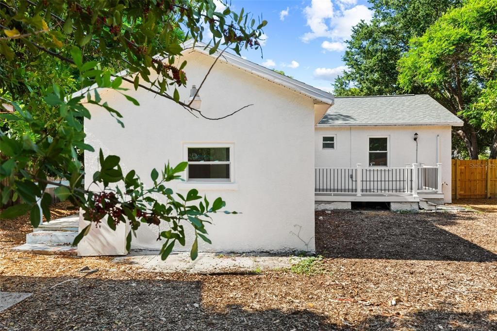 For Sale: $409,900 (3 beds, 2 baths, 1332 Square Feet)
