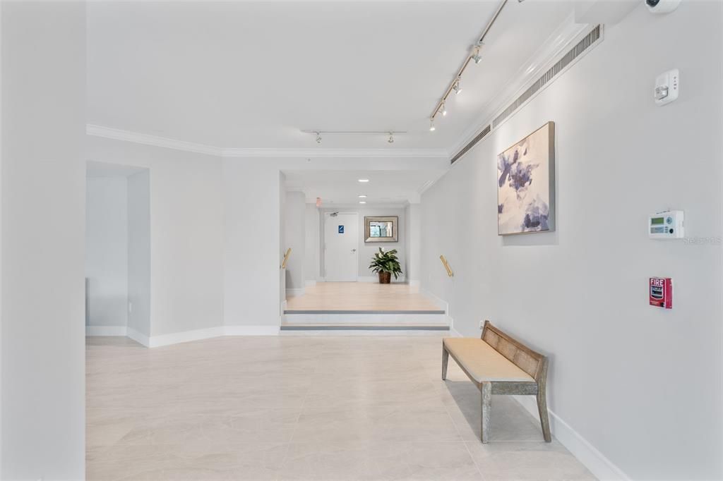 For Sale: $1,400,000 (2 beds, 2 baths, 1409 Square Feet)