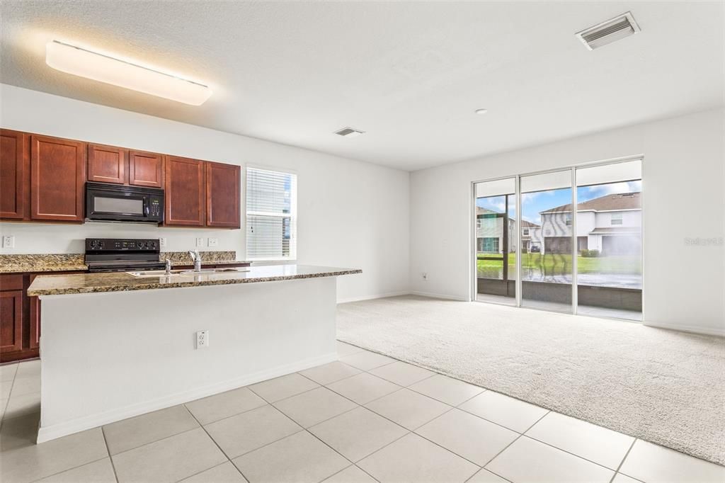 For Rent: $2,200 (3 beds, 2 baths, 1785 Square Feet)