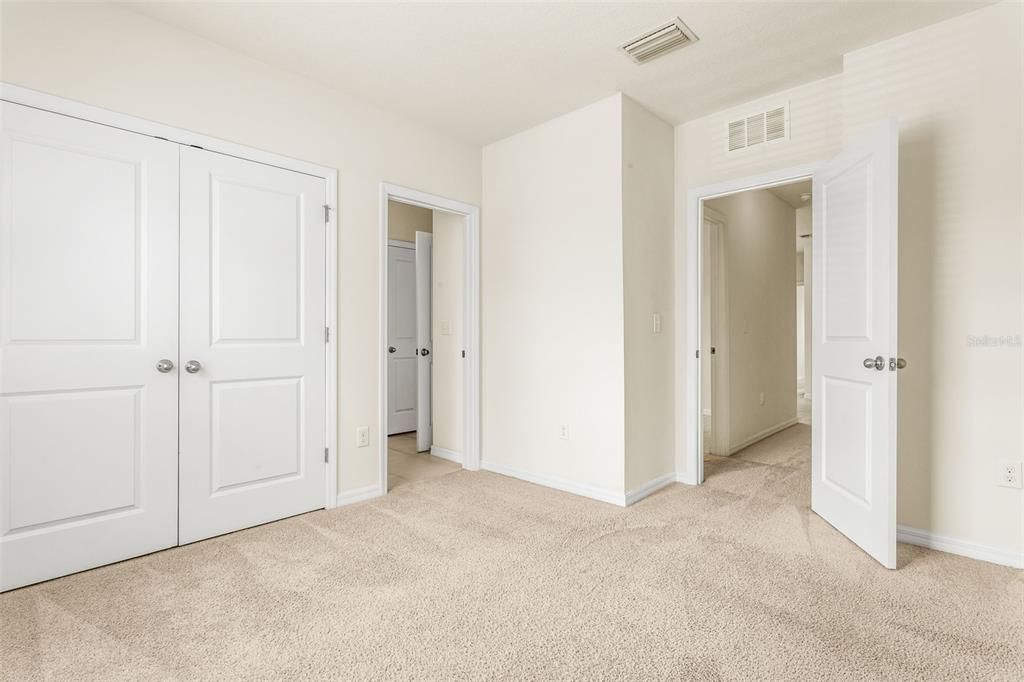 For Rent: $2,200 (3 beds, 2 baths, 1785 Square Feet)