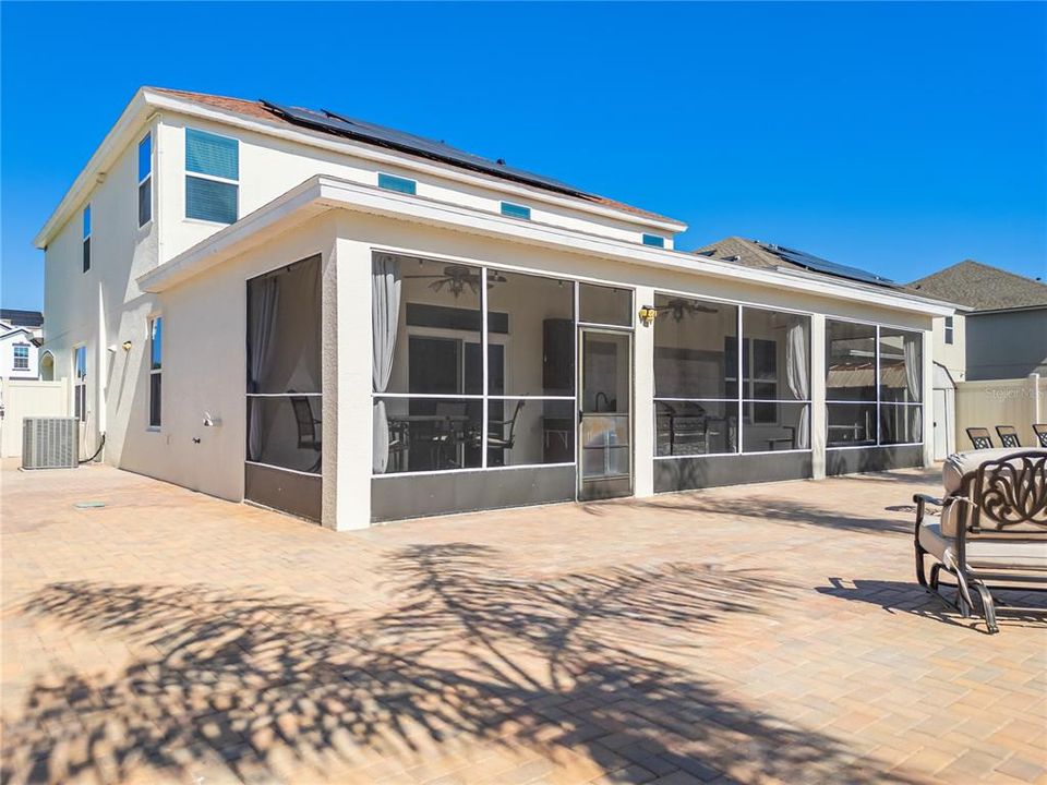 For Sale: $650,000 (5 beds, 3 baths, 3114 Square Feet)