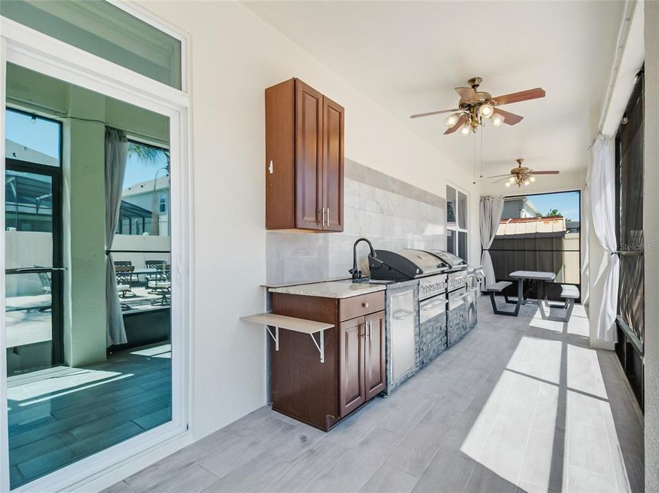For Sale: $650,000 (5 beds, 3 baths, 3114 Square Feet)