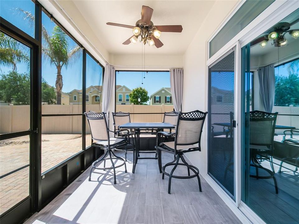 For Sale: $650,000 (5 beds, 3 baths, 3114 Square Feet)