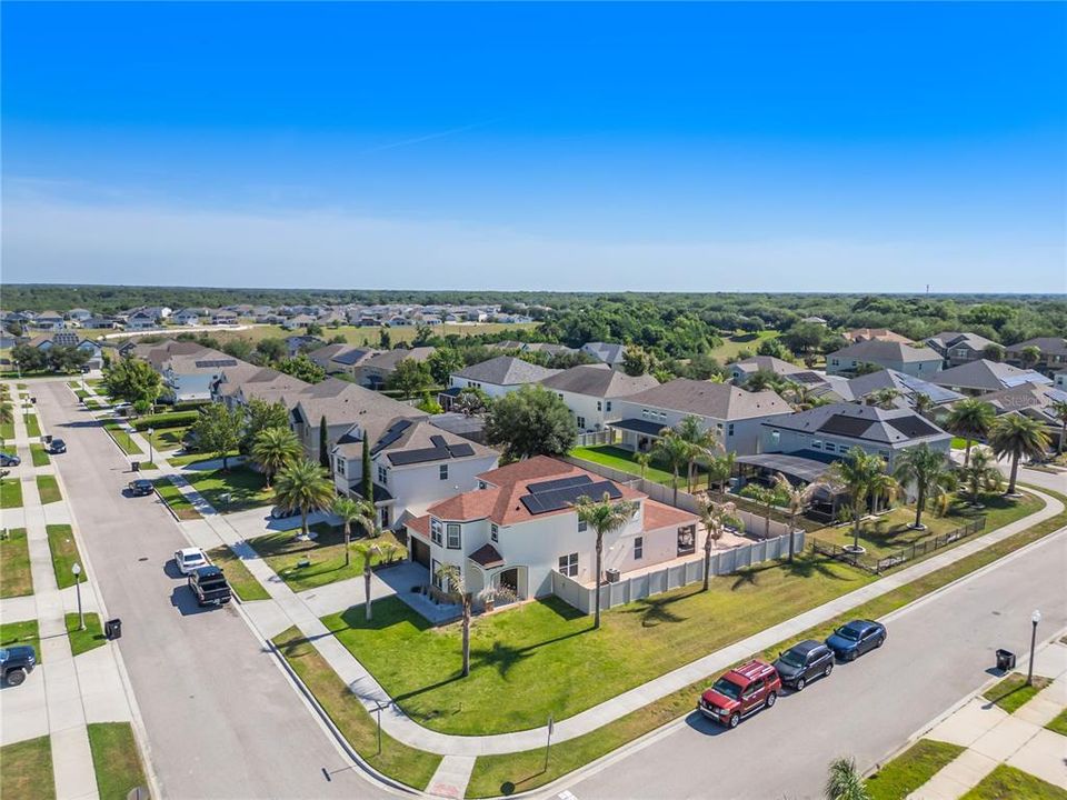 For Sale: $650,000 (5 beds, 3 baths, 3114 Square Feet)