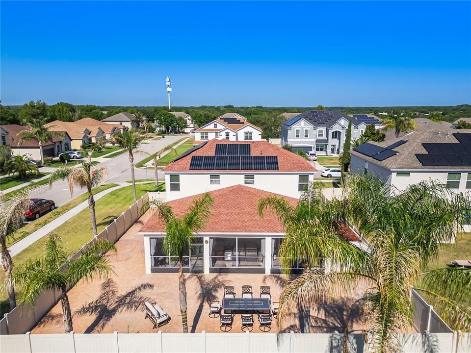For Sale: $650,000 (5 beds, 3 baths, 3114 Square Feet)