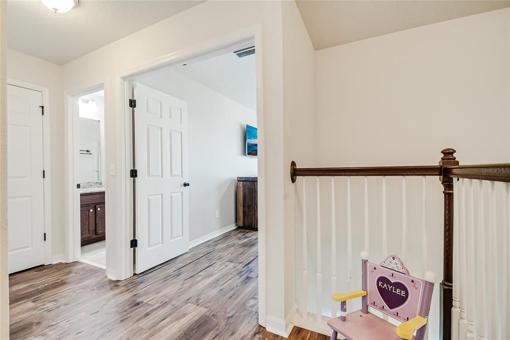 For Sale: $650,000 (5 beds, 3 baths, 3114 Square Feet)