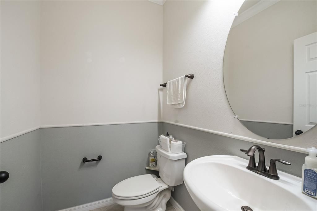 For Sale: $650,000 (5 beds, 3 baths, 3114 Square Feet)