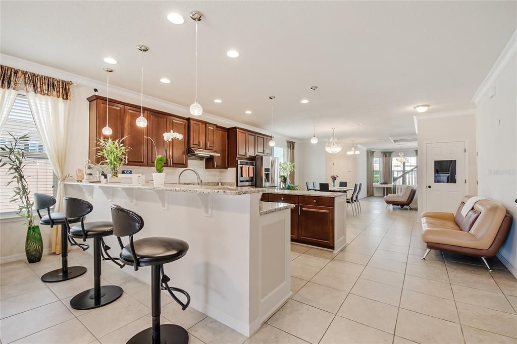 For Sale: $650,000 (5 beds, 3 baths, 3114 Square Feet)