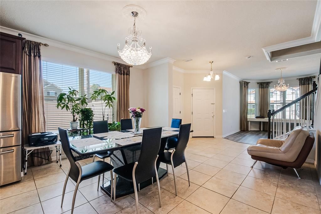 For Sale: $650,000 (5 beds, 3 baths, 3114 Square Feet)
