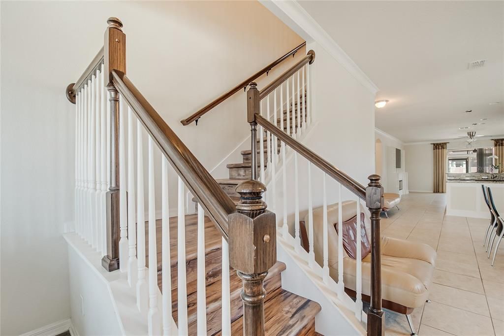 For Sale: $650,000 (5 beds, 3 baths, 3114 Square Feet)