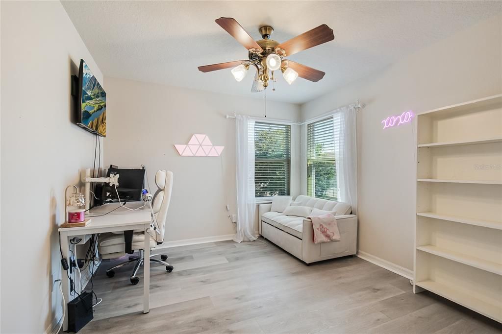 For Sale: $650,000 (5 beds, 3 baths, 3114 Square Feet)