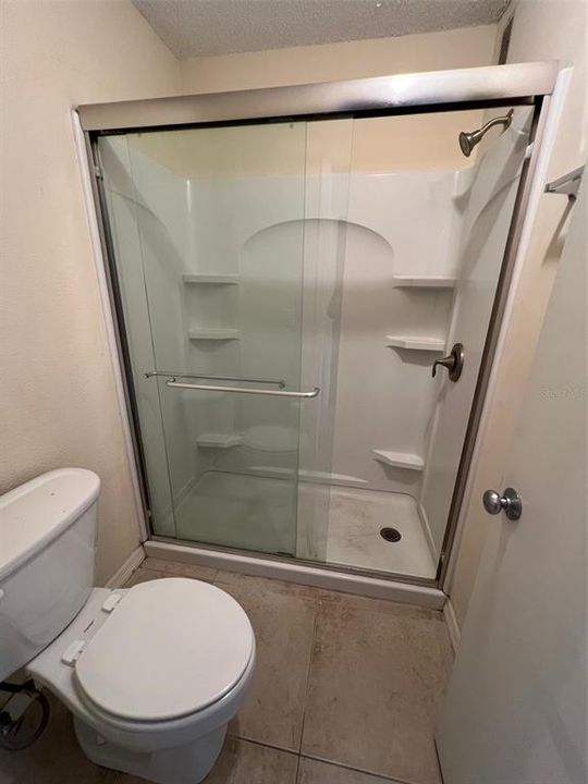 For Sale: $179,900 (2 beds, 2 baths, 898 Square Feet)