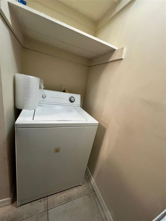 For Sale: $179,900 (2 beds, 2 baths, 898 Square Feet)