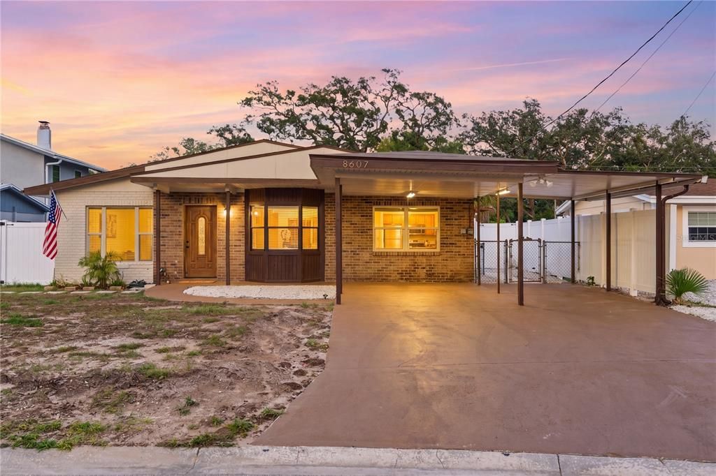 Active With Contract: $480,000 (4 beds, 2 baths, 1680 Square Feet)