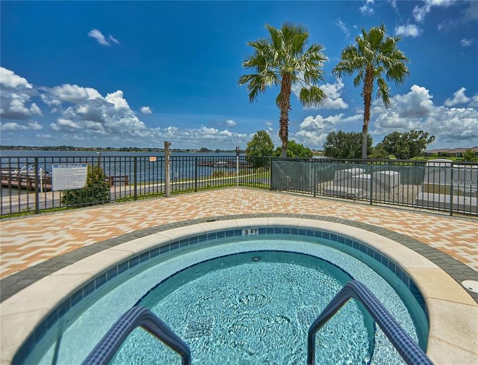 For Rent: $2,400 (2 beds, 2 baths, 1517 Square Feet)