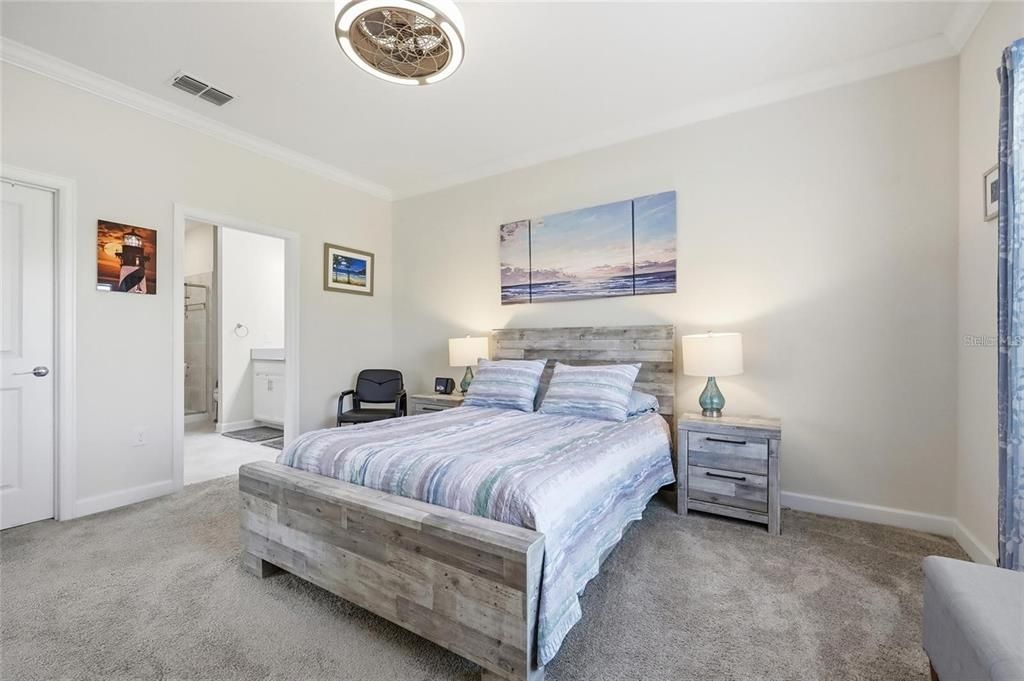 For Rent: $2,400 (2 beds, 2 baths, 1517 Square Feet)