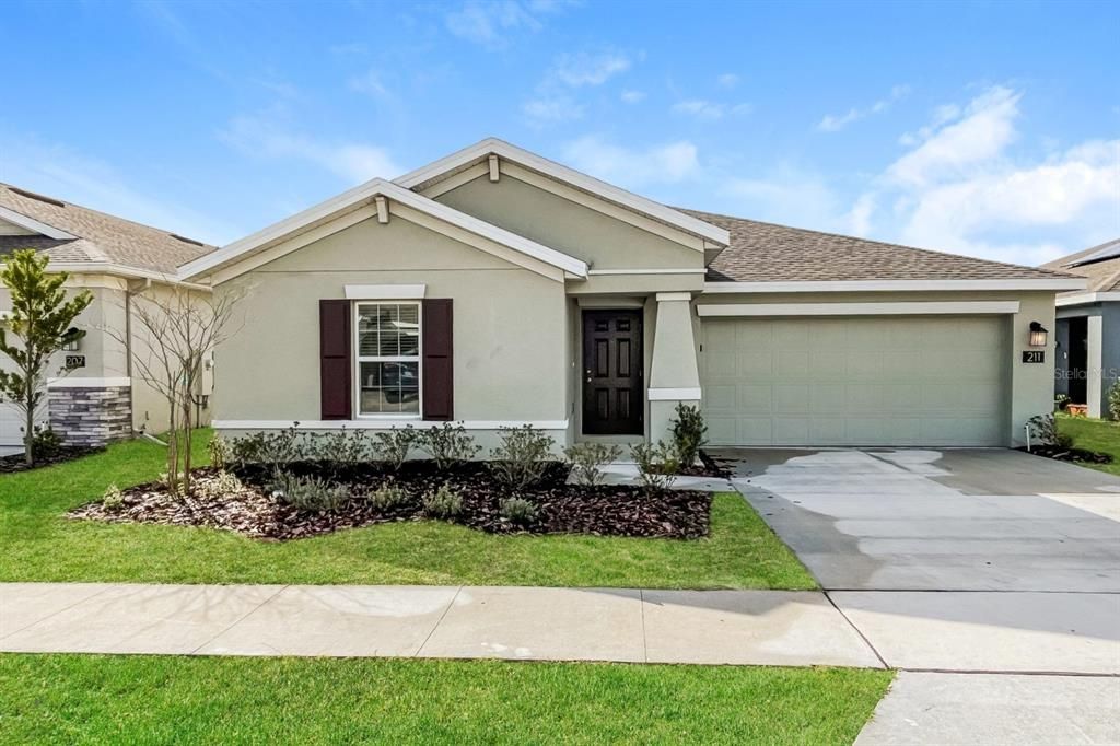For Rent: $1,998 (3 beds, 2 baths, 1560 Square Feet)
