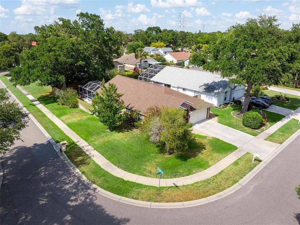 For Sale: $575,000 (3 beds, 2 baths, 1751 Square Feet)