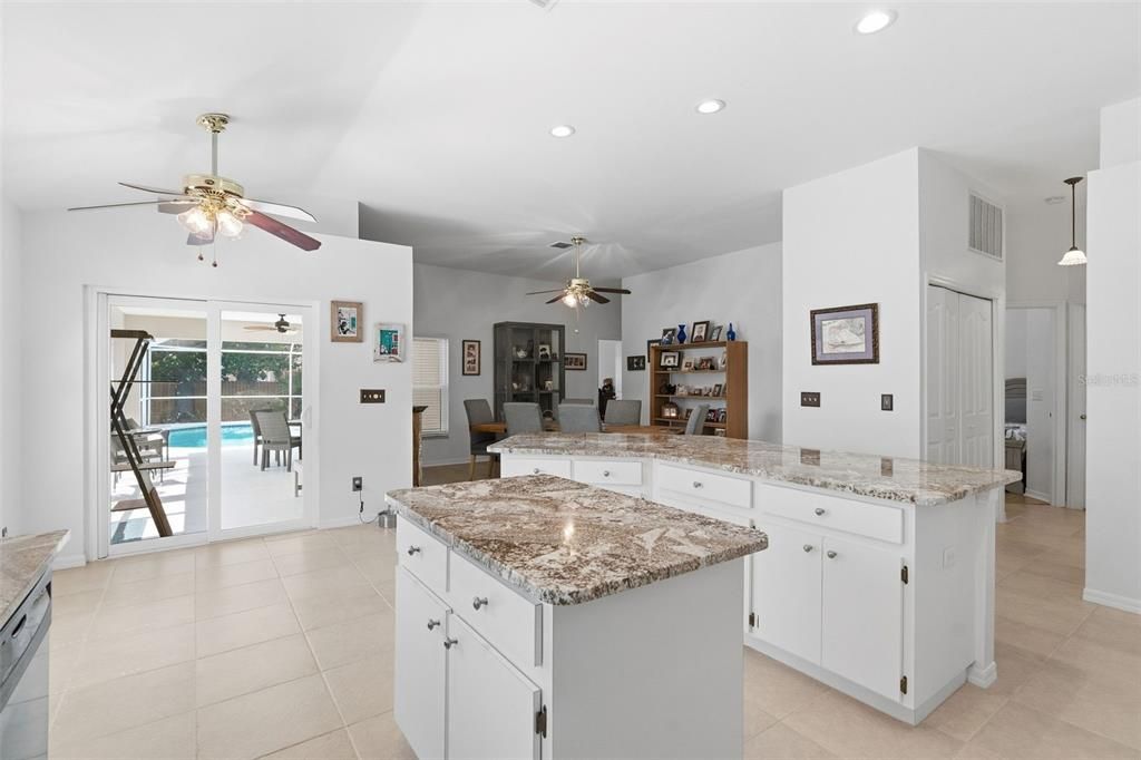 For Sale: $575,000 (3 beds, 2 baths, 1751 Square Feet)