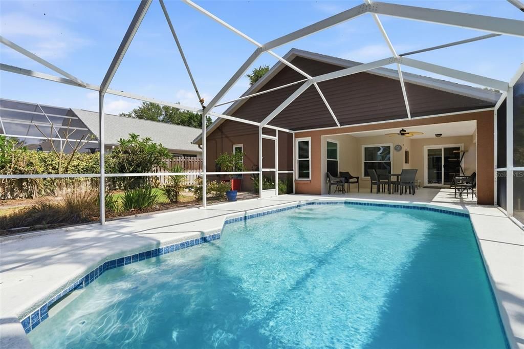For Sale: $575,000 (3 beds, 2 baths, 1751 Square Feet)