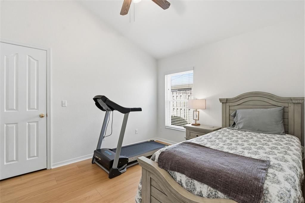 For Sale: $575,000 (3 beds, 2 baths, 1751 Square Feet)
