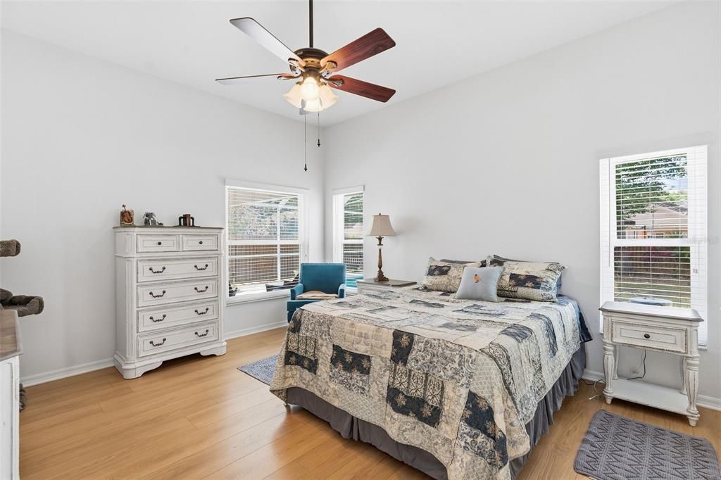 For Sale: $575,000 (3 beds, 2 baths, 1751 Square Feet)