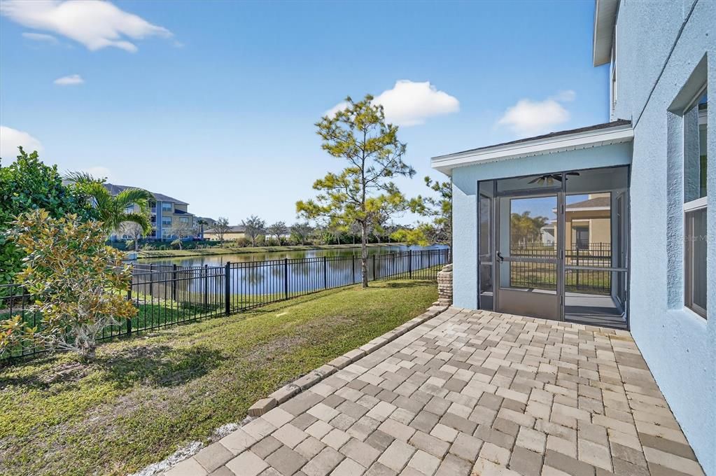 For Rent: $2,850 (5 beds, 3 baths, 2520 Square Feet)