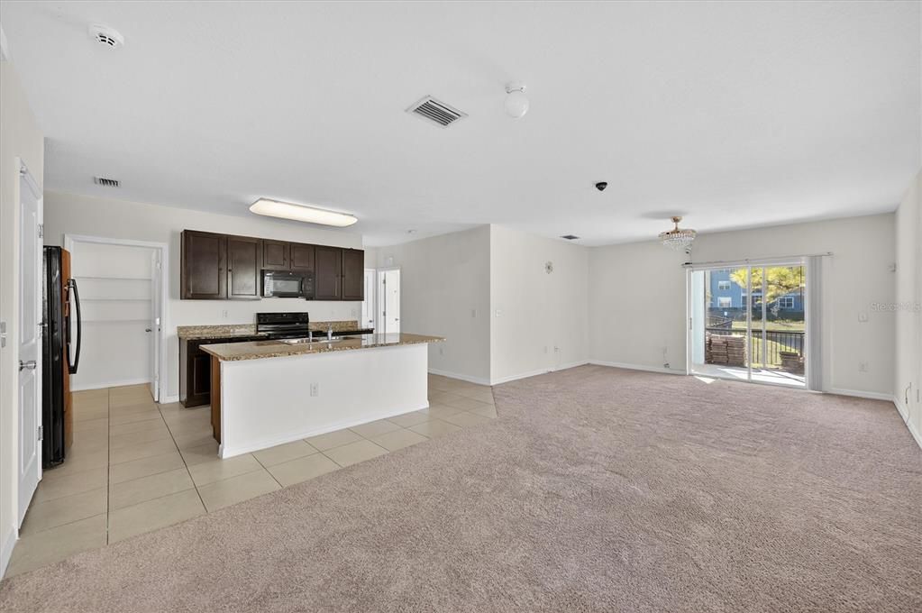 For Rent: $2,850 (5 beds, 3 baths, 2520 Square Feet)